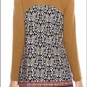 Women’s Top with Beautiful Back Pattern